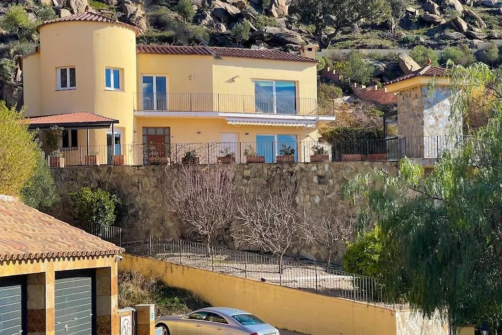 Excepcional Villa Con Vistas Panoramicas A La Bahia De Rosas Immo365 Palau Saverdera